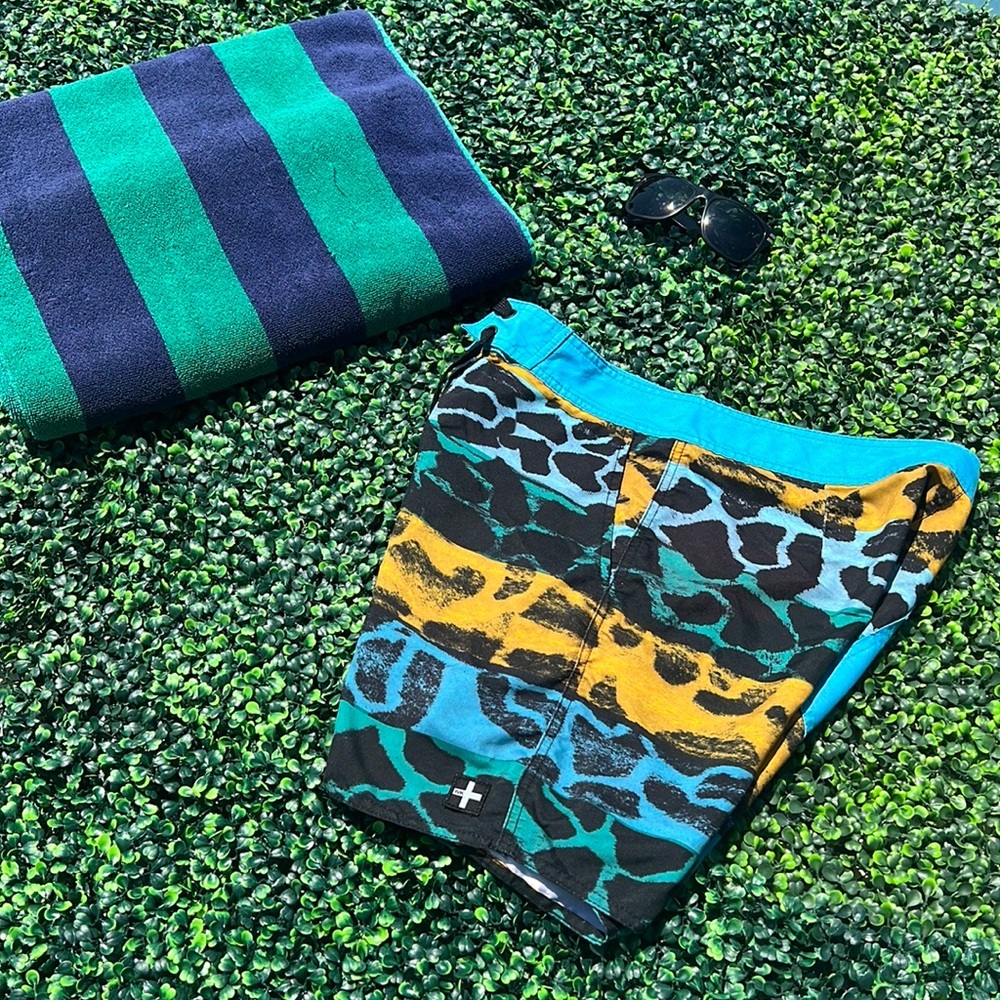 Tavik Board Shorts - Picture 5 of 8